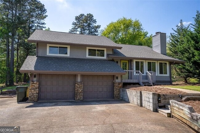 Building Photo - 1540 Magnolia Pl