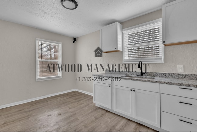 Foto del edificio - This beautifully updated 3-bedroom, 1-bath single-family home is ready for move-in!