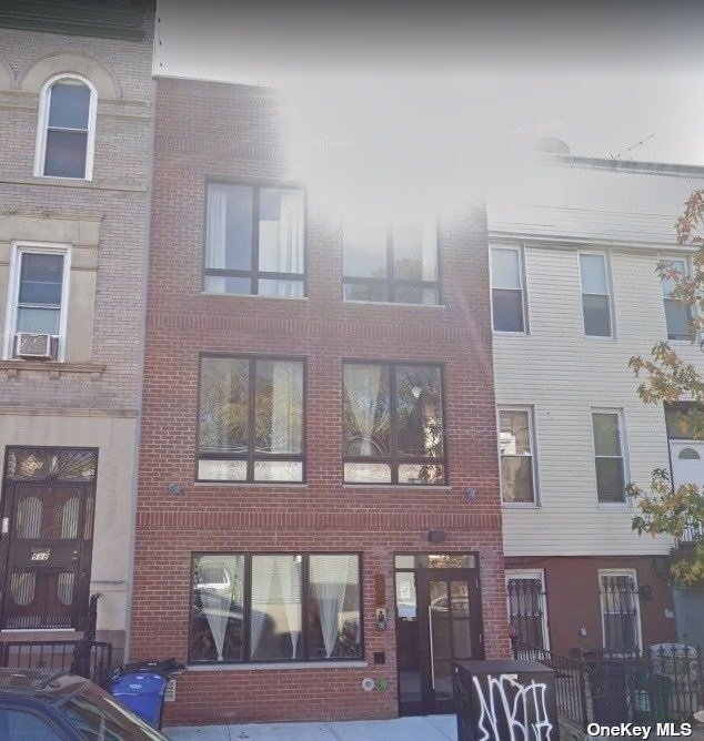 686 MacDonough St Unit 2A, Brooklyn, NY 11233 Room for Rent in