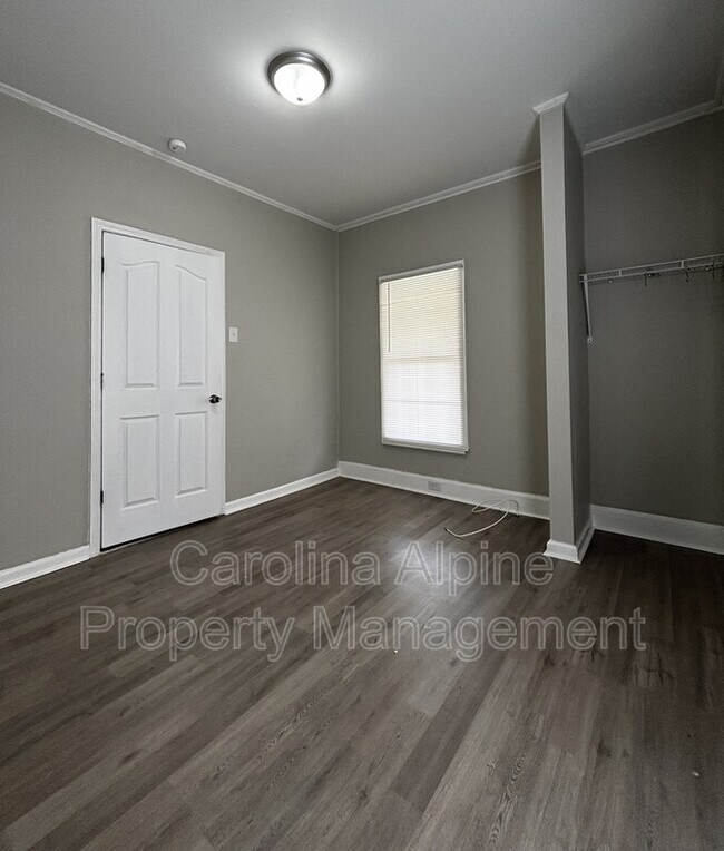 Foto del edificio - 618 Gardner St