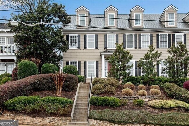 Building Photo - 712 Charles Allen Dr NE