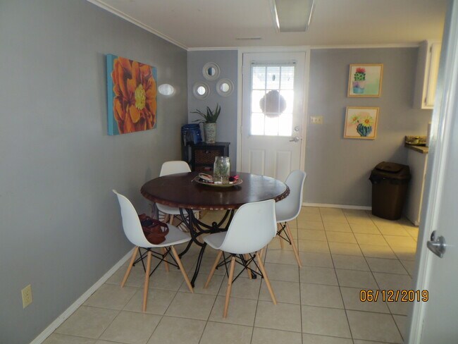 Foto del edificio - 2616 Kantz Dr