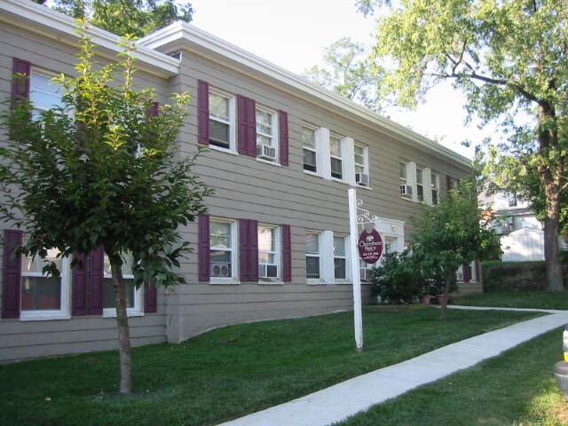 Primary Photo - 108 Fusting Ave