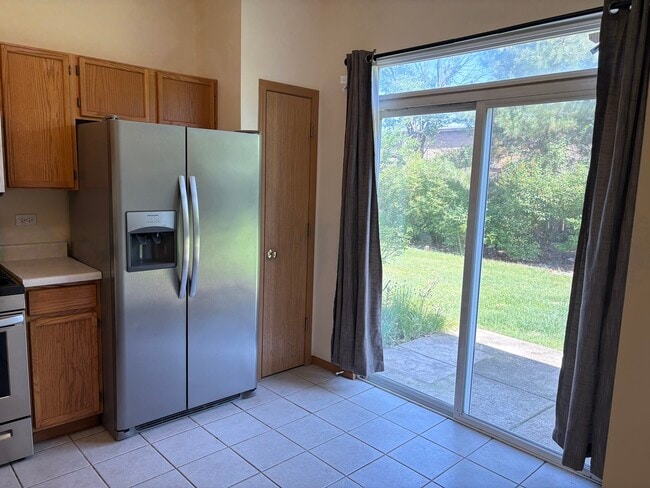 Building Photo - 7207 Bradley Dr