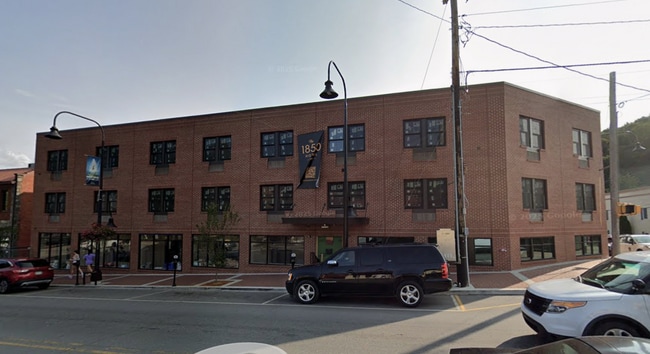 Building Photo - 119 Burrell St