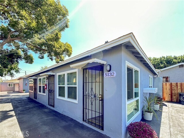 Primary Photo - 5128 Woodlawn Ave