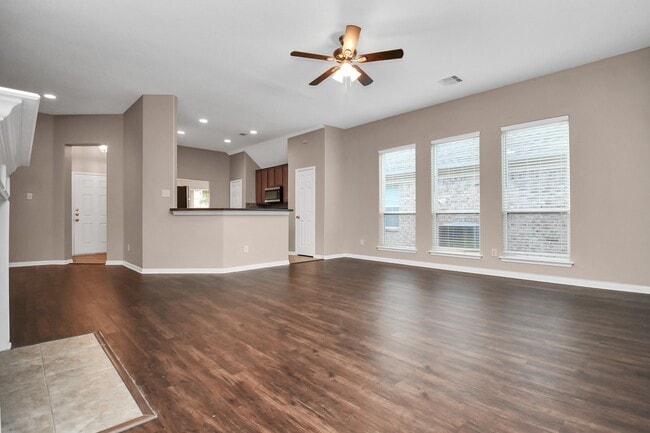 Building Photo - 4918 Jarl Ct