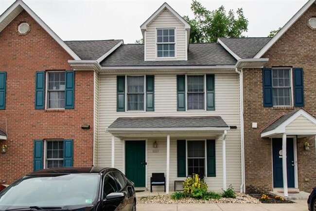 3 Bedroom Townhouse in New Market - 3 Bedroom Townhouse in New Market