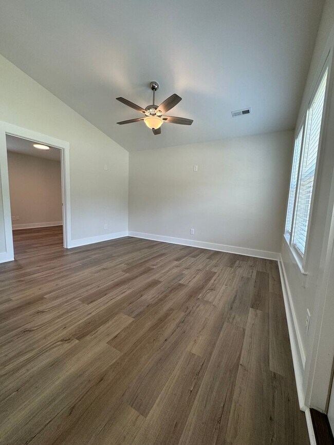 Foto del edificio - 503 Pecan Tree Ln