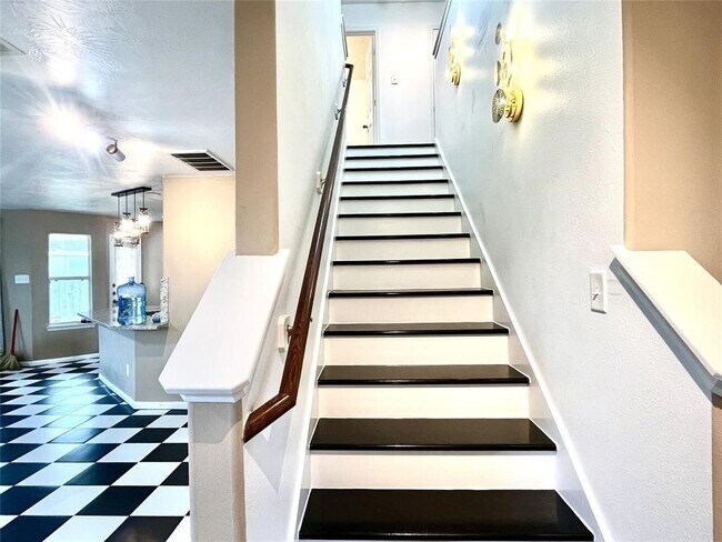 Foto del edificio - 19111 Canaras Ct