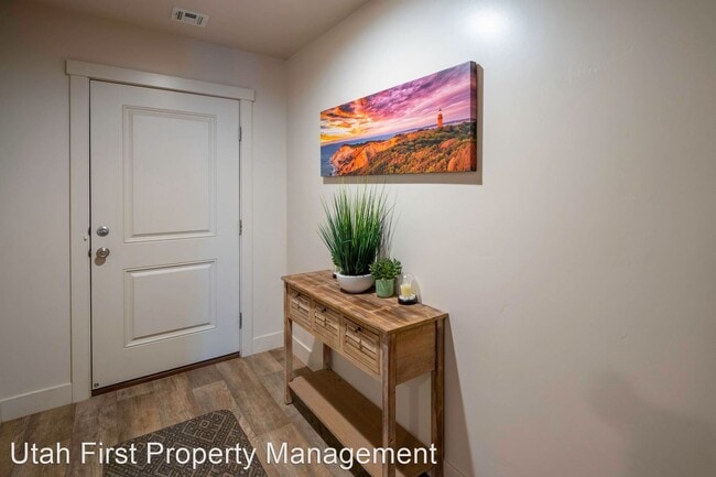 Building Photo - 3 br, 2.5 bath House - 3212 S Relic Ridge Dr