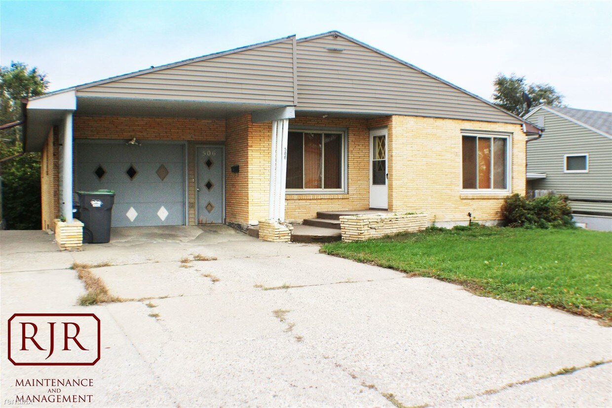 506 1st Ave NE, Mandan, ND 58554 Condo for Rent in Mandan, ND