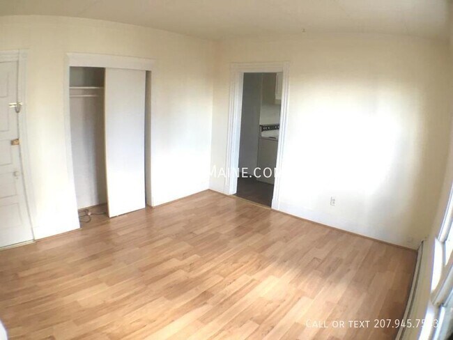 Foto del edificio - 699 Main St