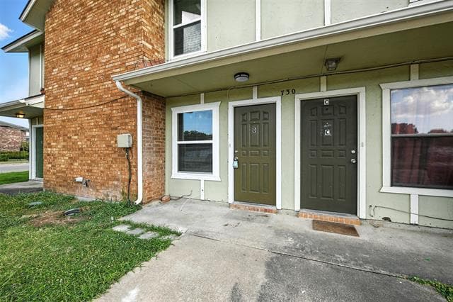 Building Photo - 730 Bluebonnet Dr