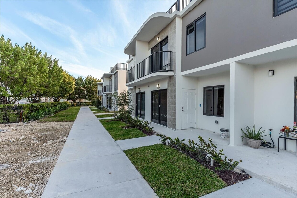 Photo - 26103 Southwest 145th Avenue, Homestead, FL 33033 - 4 BR 3 BA townhouse
