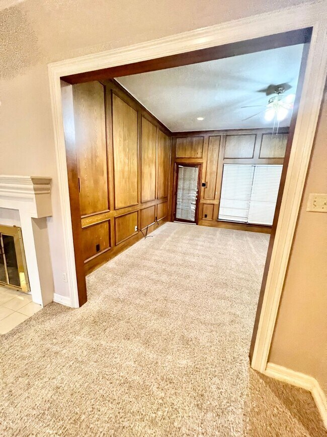 Building Photo - Beautiful Desoto Tx Home