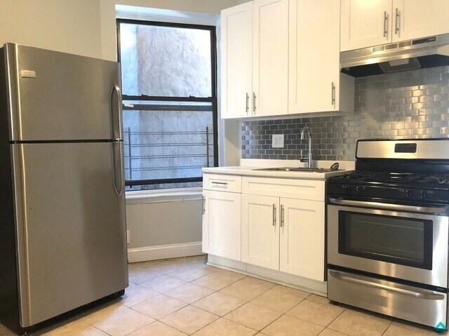 Foto principal - 221 Pulaski St