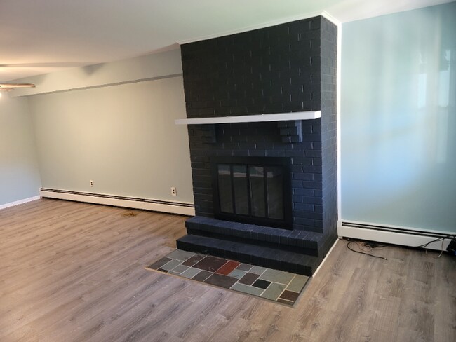 Foto del edificio - 2105 Walnut Ridge Dr