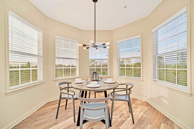 Foto del edificio - 14200 Avalon Rd