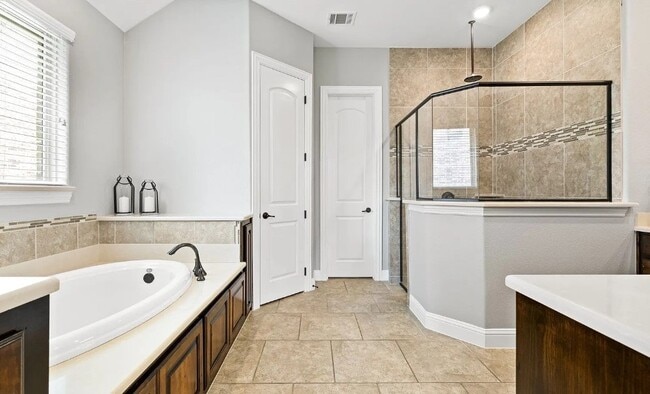 Foto del edificio - 13862 Mammoth Cave Ln