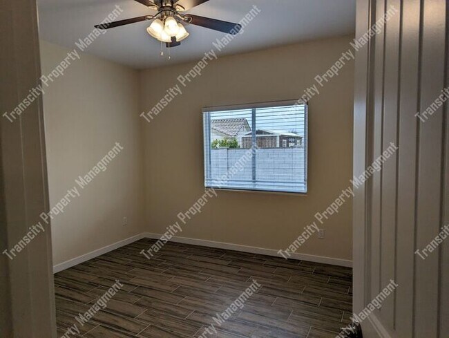 Building Photo - Brand New 4 Bedrooms 2 bathrooms in Arizon...