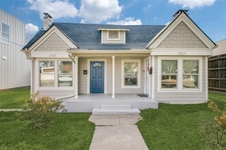 Building Photo - 2521 Madera St