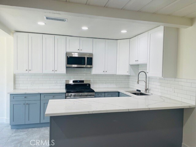 Building Photo - 73880 Santa Rosa Way