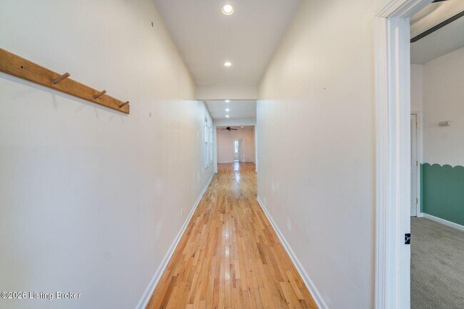 Foto del edificio - 1104 E St Catherine St