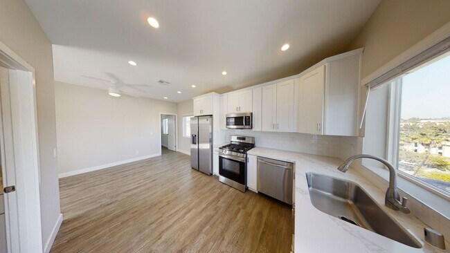 Foto del edificio - 4BD/2BA, POOL!!