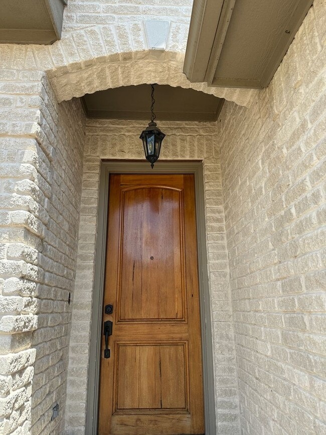 Building Photo - College Station - 3 bedroom 2 bath- 2 car ...