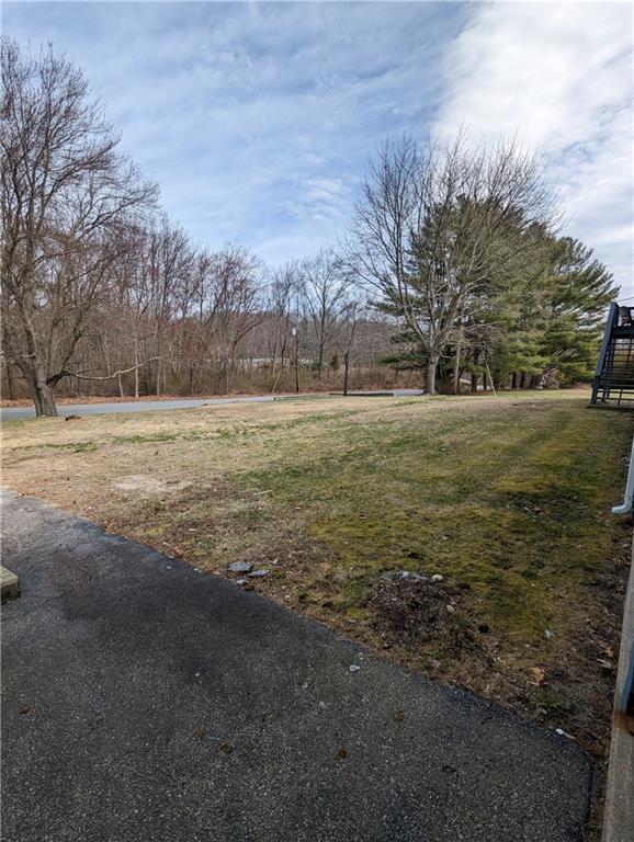 33 Gadoury Ave Unit 5, Coventry, RI 02816 Room for Rent in Coventry