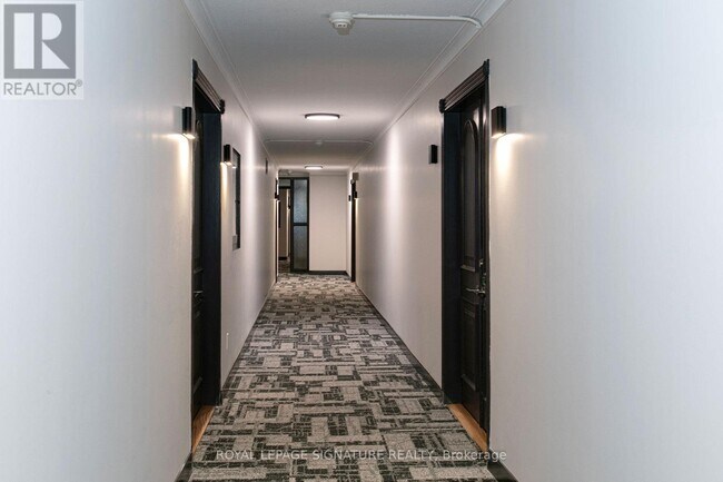 Building Photo - 10-110 Shallmar Blvd