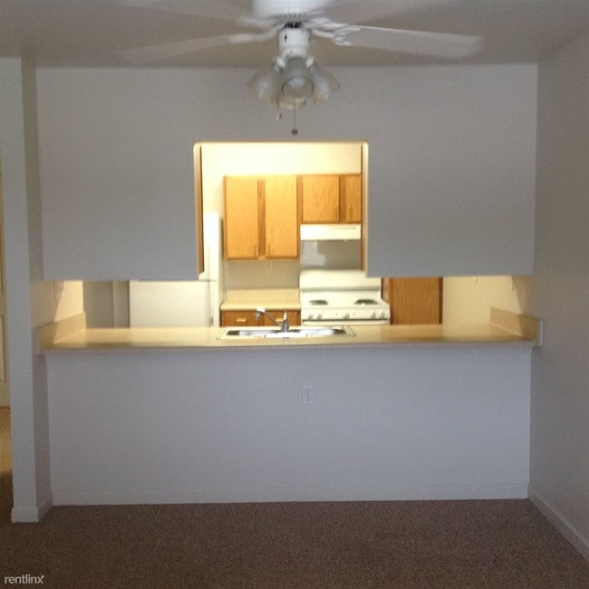Building Photo - 4321 Country Village Ln