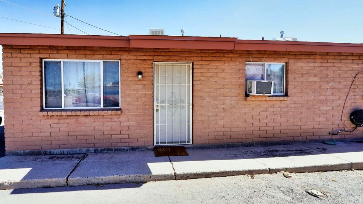 518 A E Boutz Rd, Las Cruces, NM 88001 House Rental in Las Cruces, NM