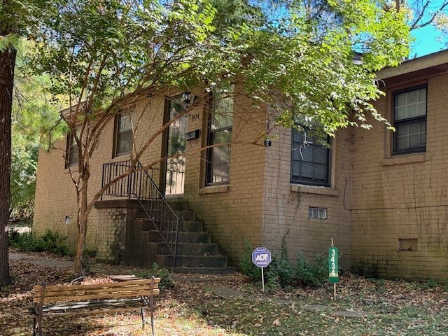 Primary Photo - 2 bedroom Duplex in Hillsboro/West End Area