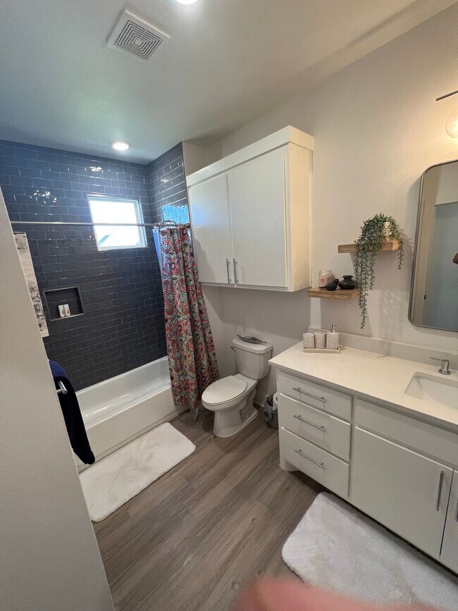 Building Photo - Luxury Rental in Escondido Ranch!