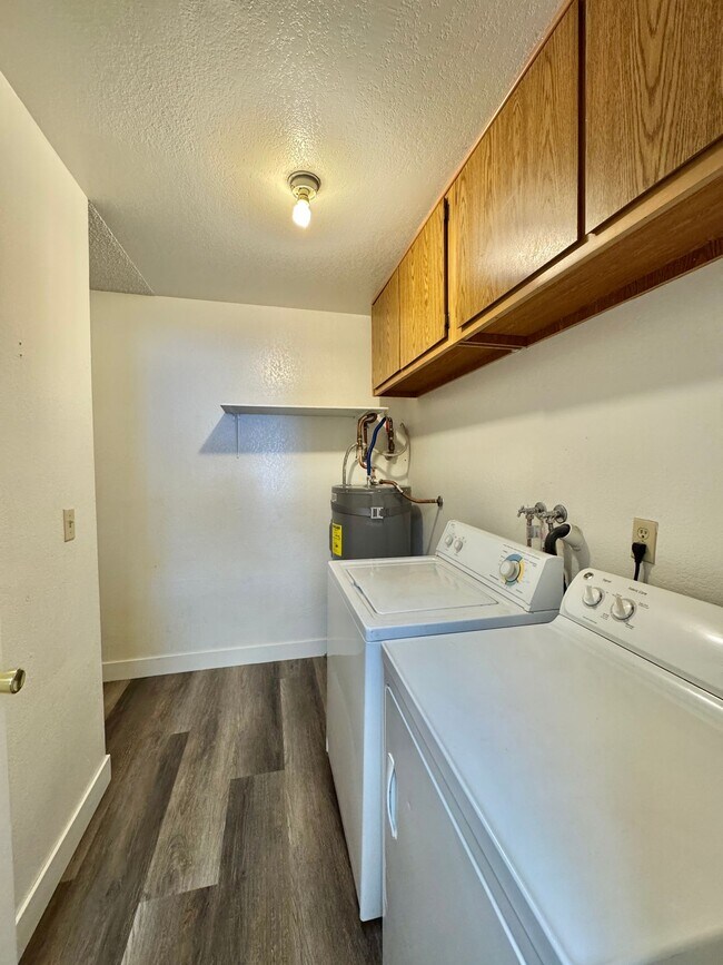 Foto del edificio - Condo with Garage Attached for rent!