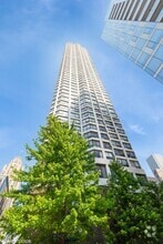 Building Photo - 405 N Wabash Ave