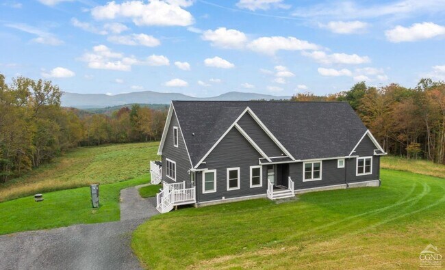 Building Photo - 173 CR 351