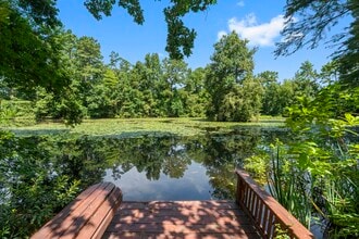 Building Photo - 422 Nursery Rd