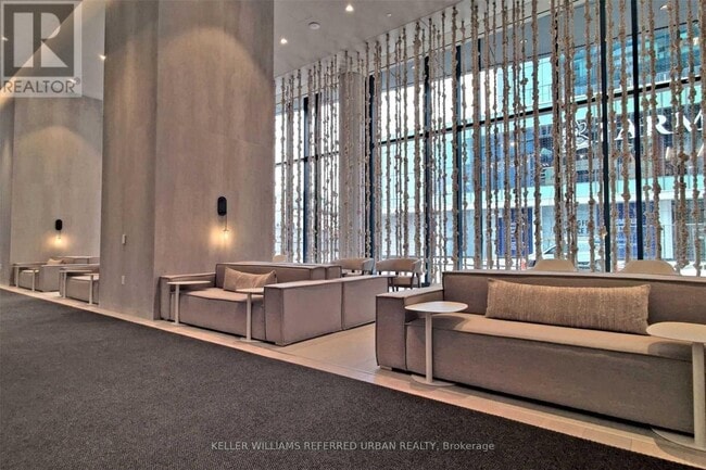 Building Photo - 138 Downes St