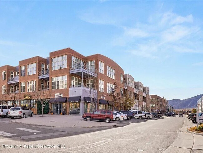 Foto del edificio - 231 Robinson St