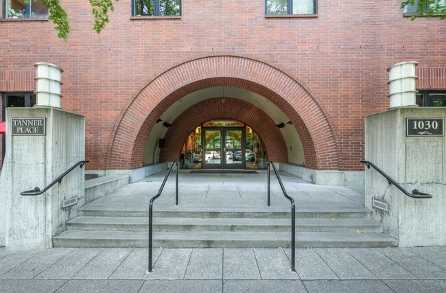 Building Photo - 1030 NW Johnson St