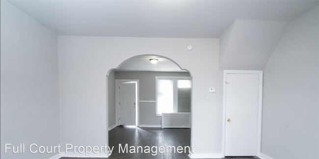 Building Photo - 3 br, 1 bath House - 2077 Wilmot St