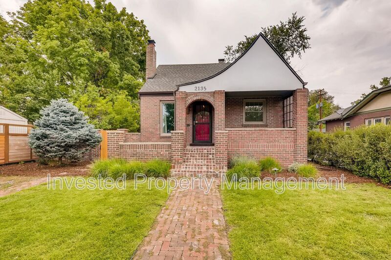 Primary Photo - 2135 S Downing St