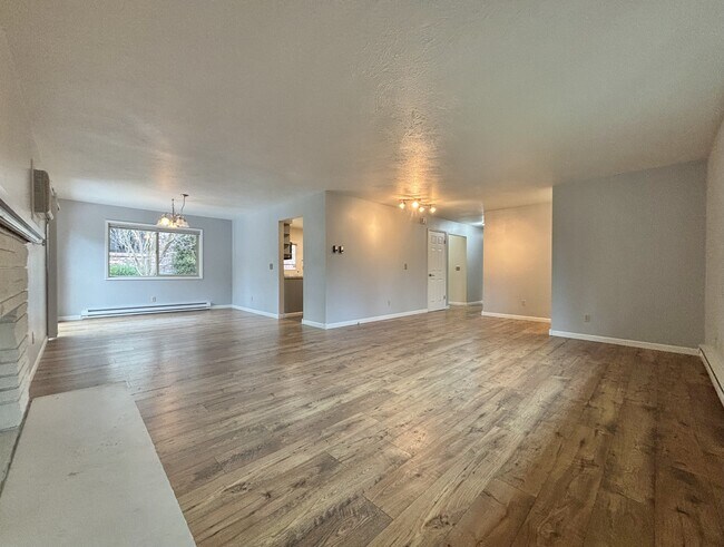 Foto del edificio - 1309 E 30th Ave