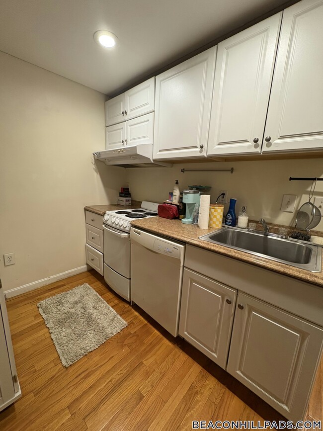 Foto del edificio - 28 Phillips St