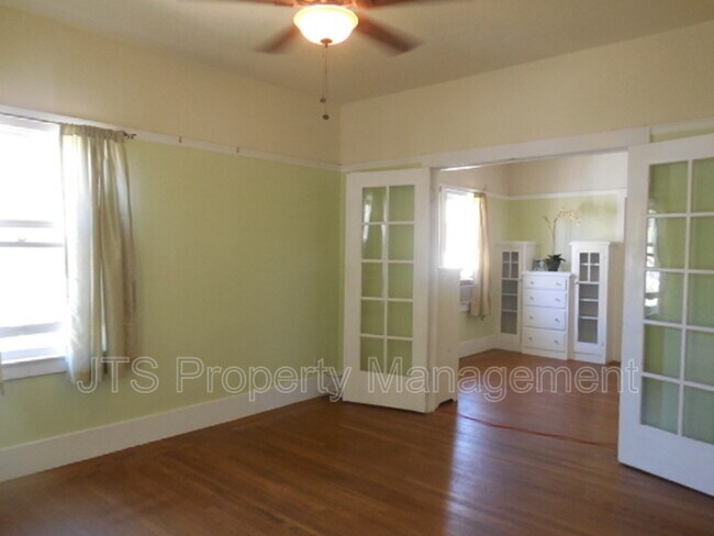 Building Photo - 1725 1727 2