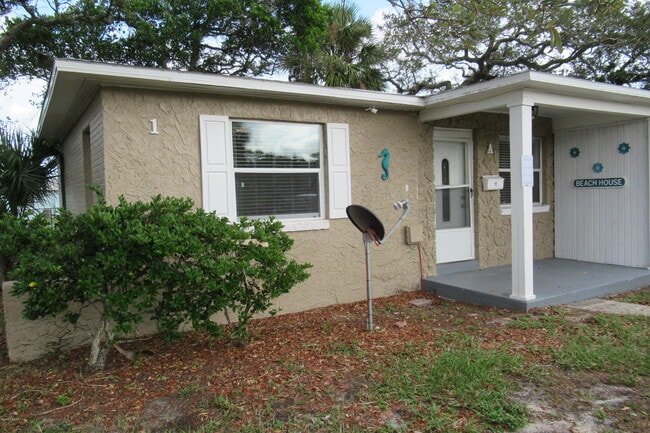 Building Photo - 1 Cypress Cir