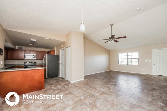 Foto del edificio - 2162 Dickens St NE